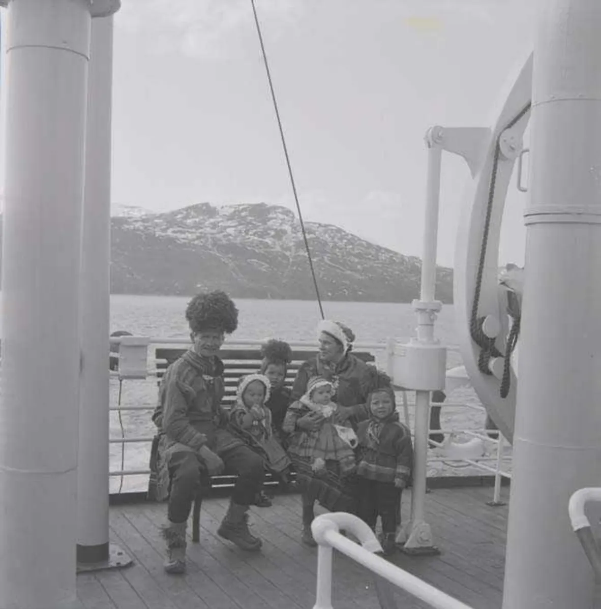 Ferry Travel with Kids: A Family Guide
