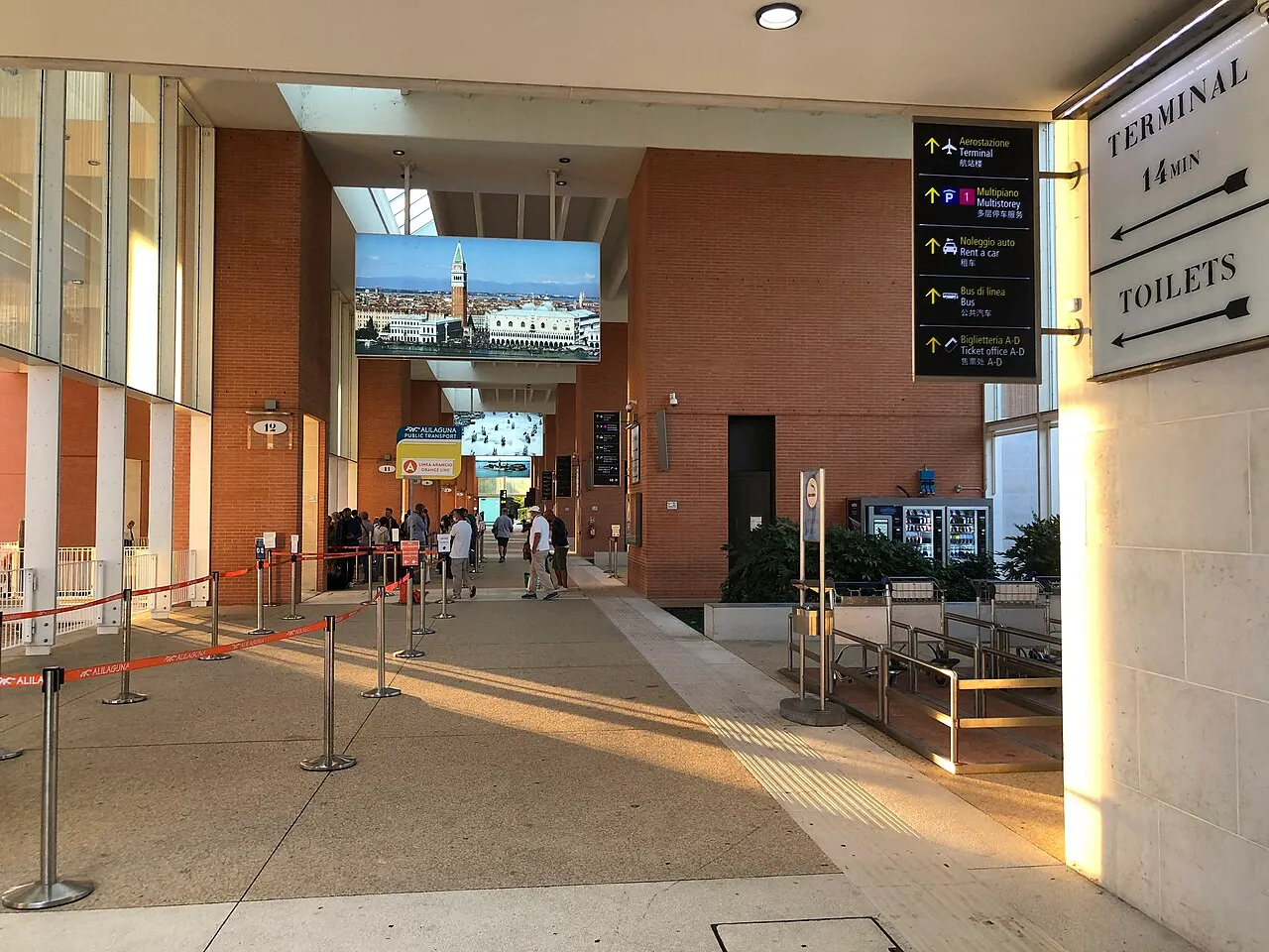 Aeroporto (A)