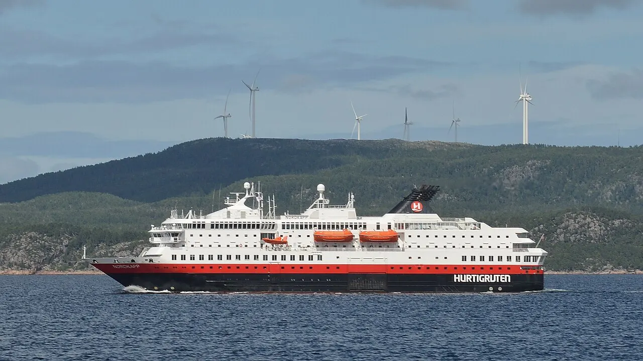 Edøya hurtigbåtkai to Kjørsvikbugen hurtigbåtkai