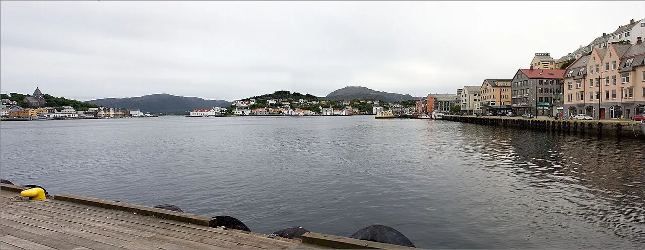 Edøya hurtigbåtkai to Kristiansund hurtigbåtkai