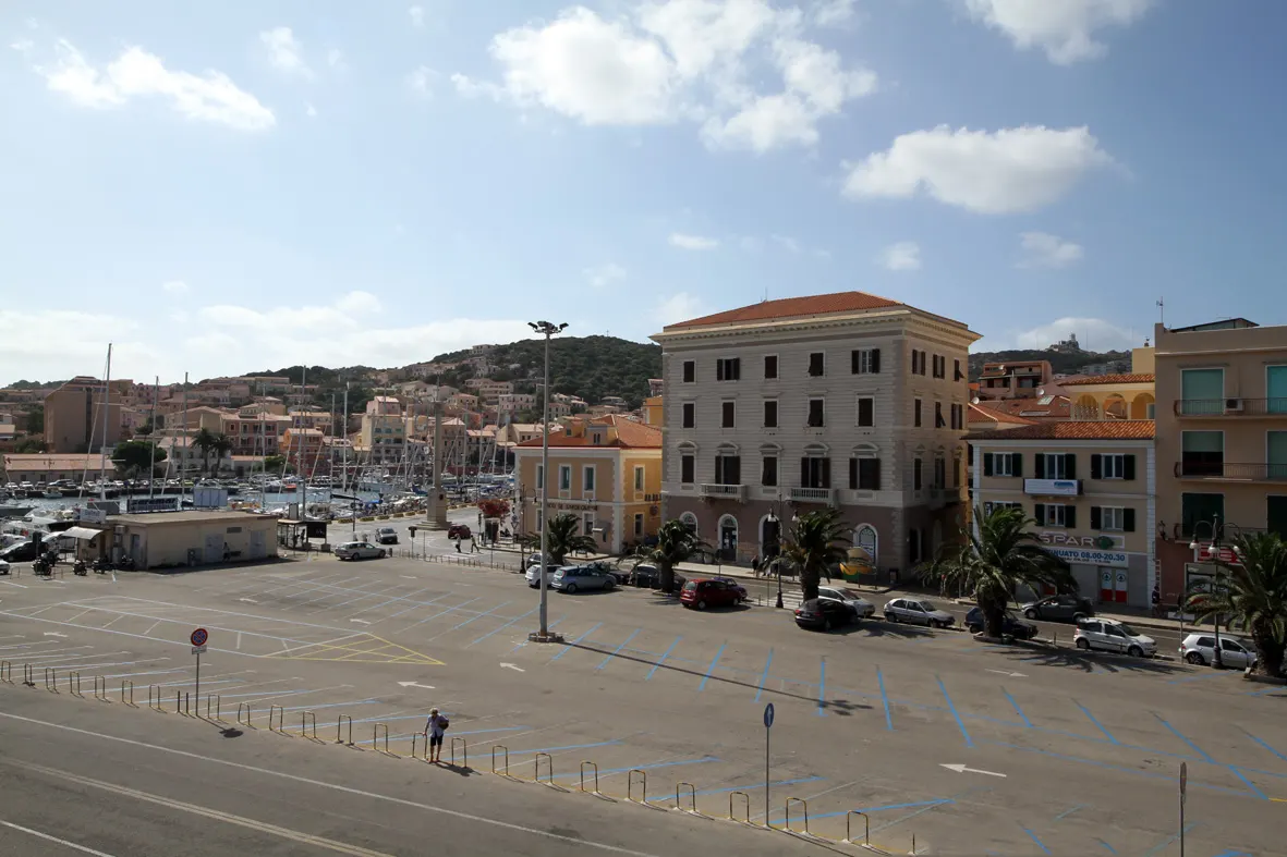 La Maddalena (ITMDA) to Palau (ITPAU)