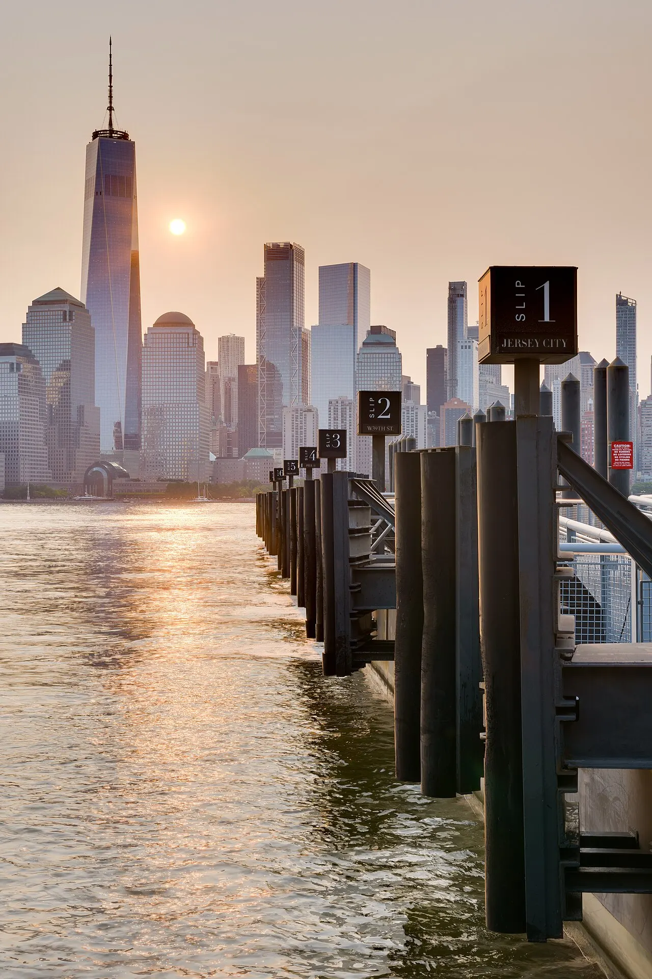 Paulus Hook to Wall St/Pier 11